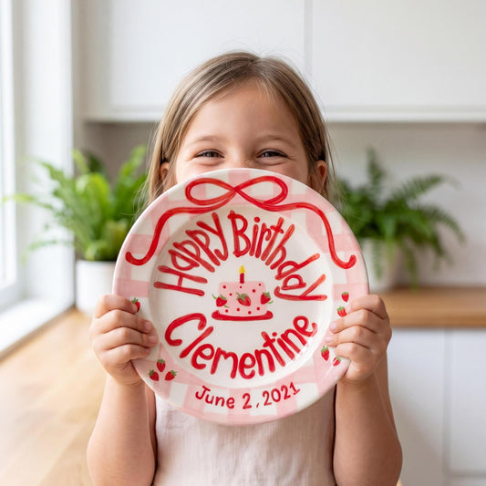 Personalized Birthday Plate – Pink Checkered Strawberry Cake & Bow Design | B071