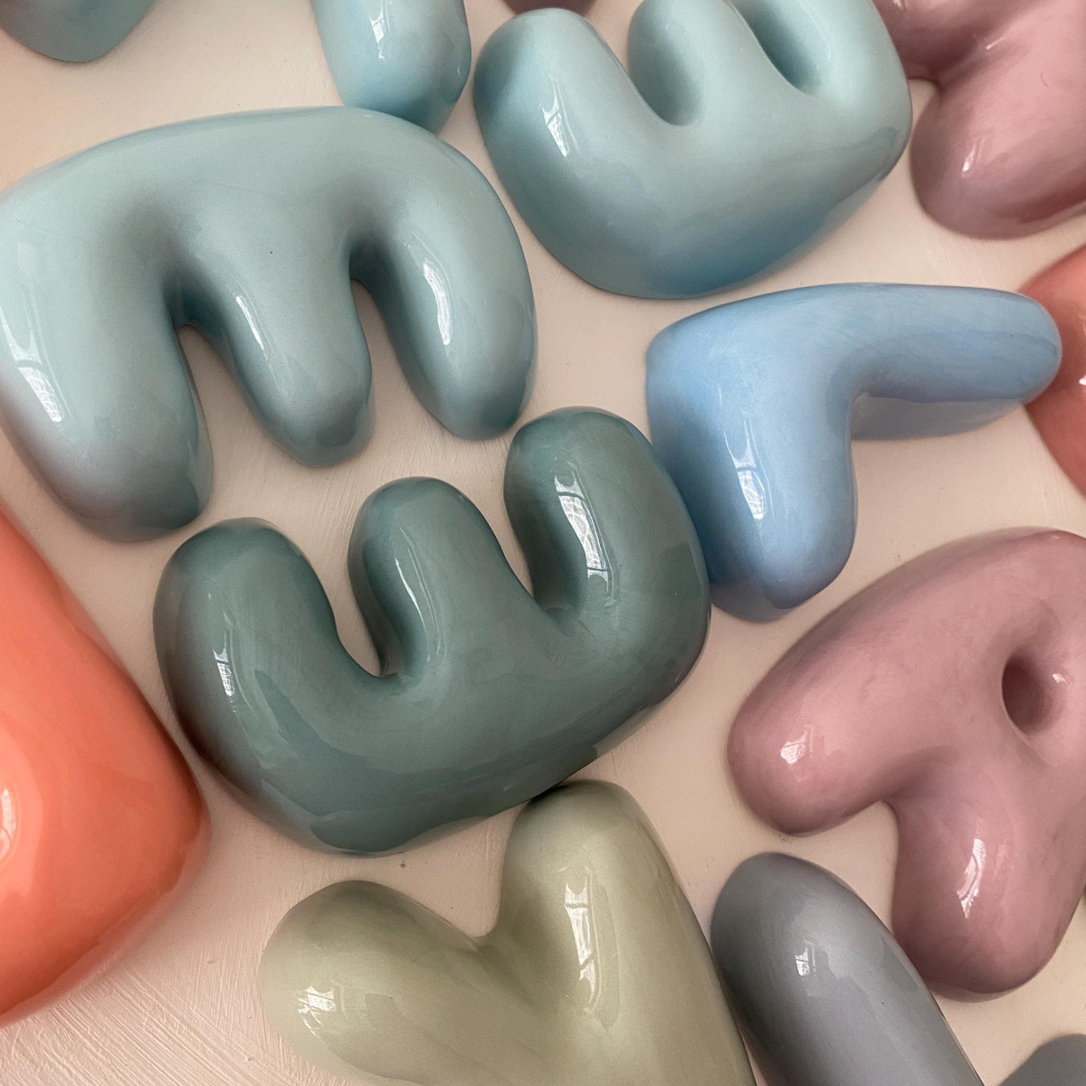 Ceramic Bubble Letters-Personalized Ceramic Letter- Handmade Wall Decor | LA006