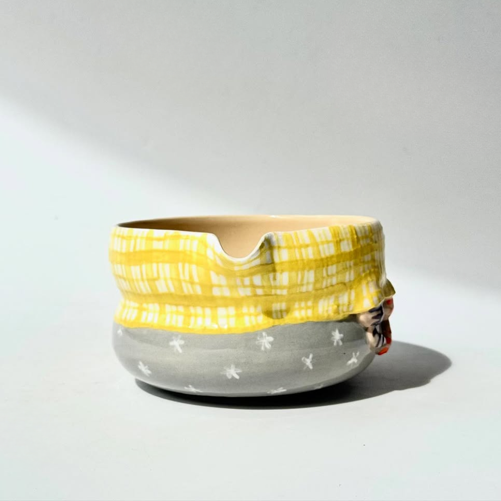 Handmade Cozy Hiding Cat Ceramic Matcha Bowl Set | Kawaii Plaid Tea Set • HX56