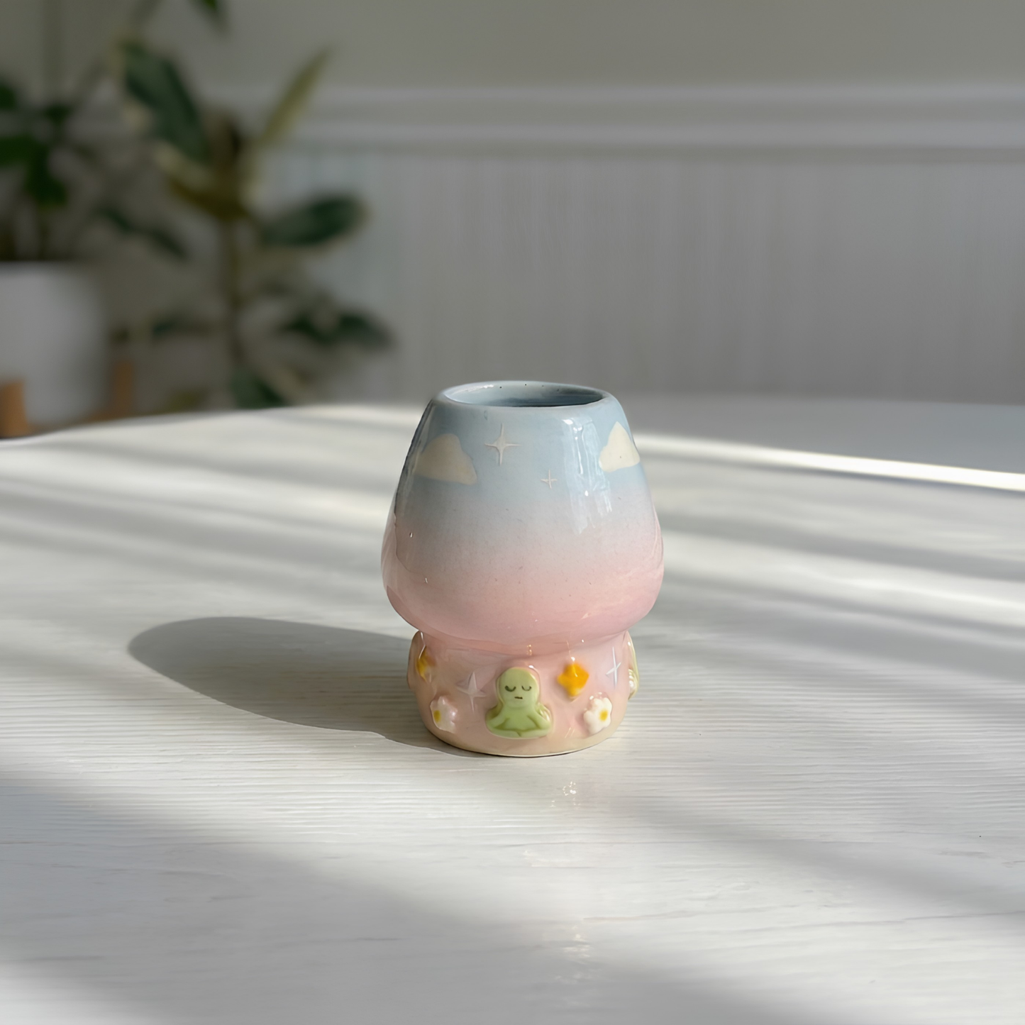 Ombré Smiski Matcha Bowl | Handmade Ceramic Chawan | LA021
