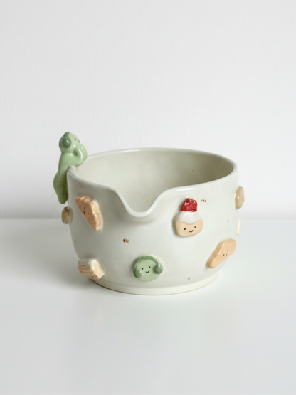 Smiski Bakery 3D Handcrafted Ceramic Matcha Bowl and Whisk Holder Set – Cozy Matchawan • HX04