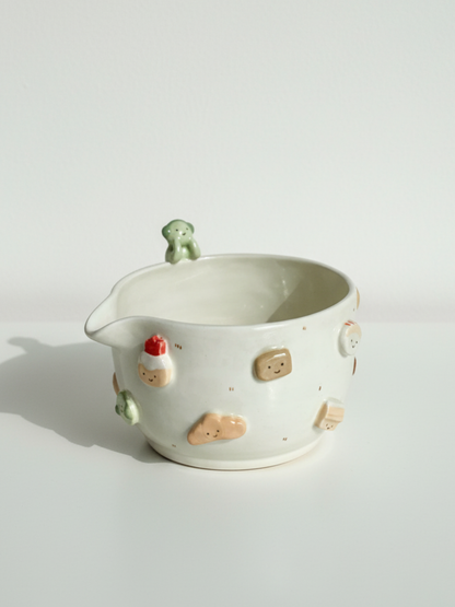 Smiski Bakery 3D Handcrafted Ceramic Matcha Bowl and Whisk Holder Set – Cozy Matchawan • HX04