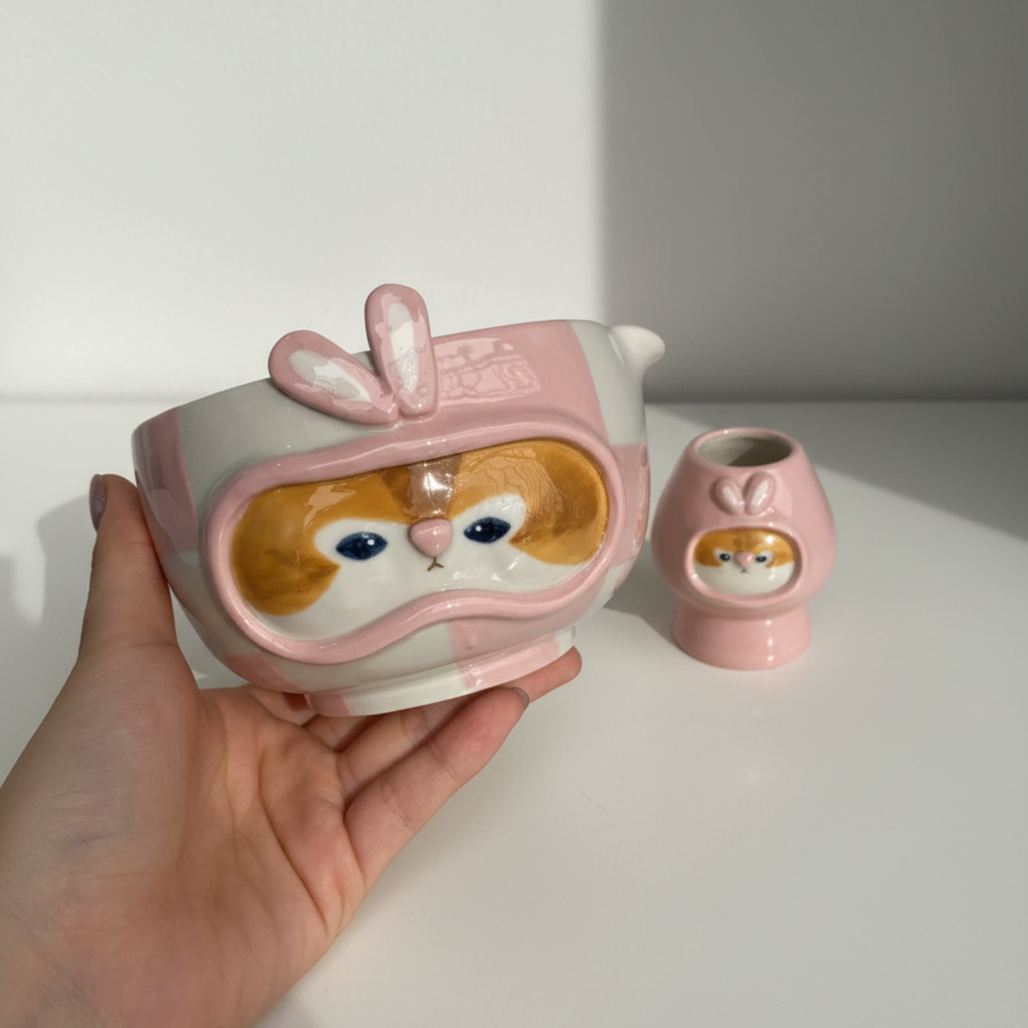 Kawaii Handcrafted Ceramic Pilot Squirrel Matcha Bowl and Whisk Holder Set – Pink Checkerboard Edition • HX28