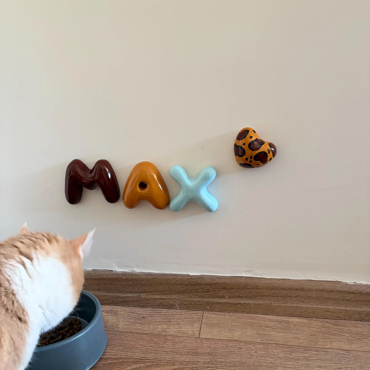 Personalized Ceramic Pet Name Letters – Mini 8cm Bubble Wall Decor | LA007