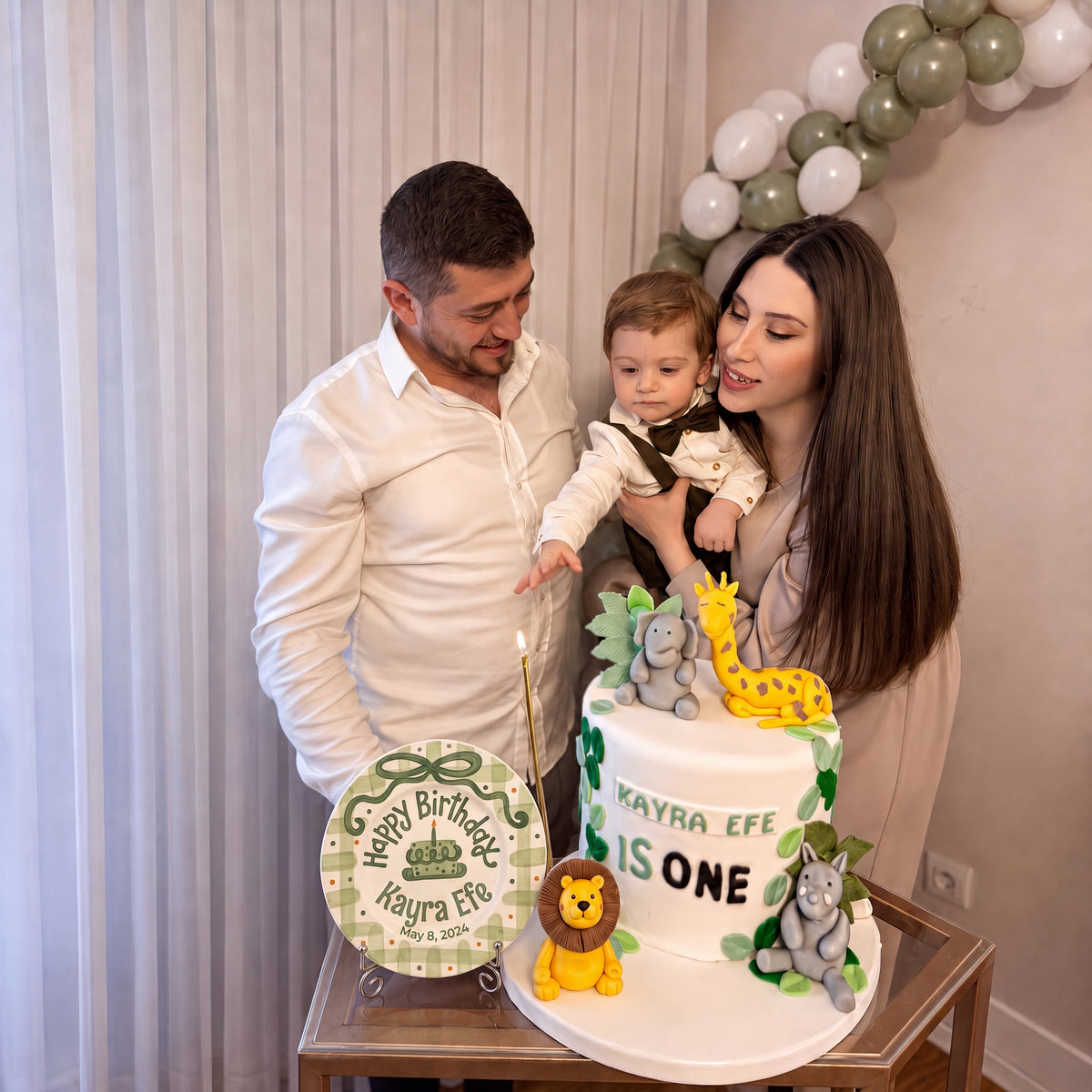 Custom Hand Painted Ceramic Birthday Plate, Green Bow Gingham Plate, Personalized Birthday Plate with Date, First Birthday Gift Boy | B052