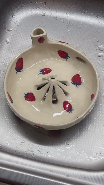 Handmade Ceramic Berry Bowl, Strawberry Fruit Colander, Berry Washing Bowl, Cottagecore Kitchen Decor, Gift for Her | LA100